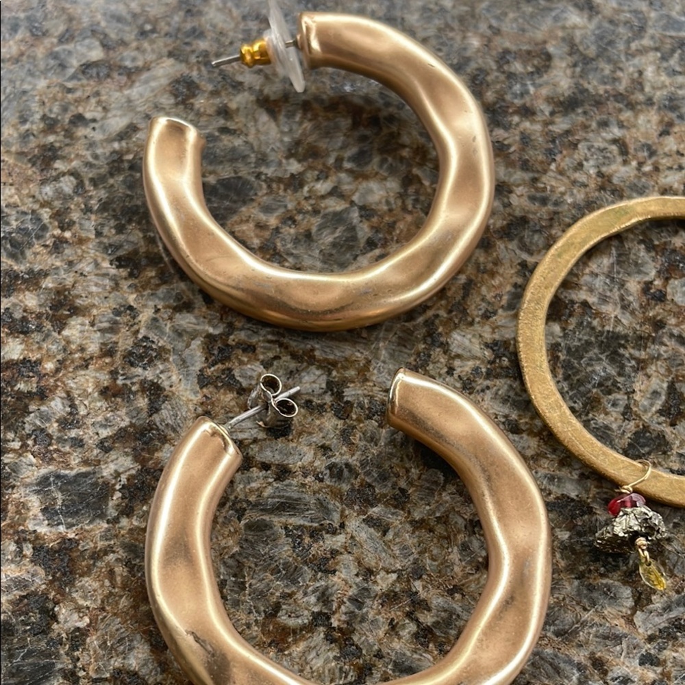 Elegant Gold Hoop and Teardrop Earrings Set
